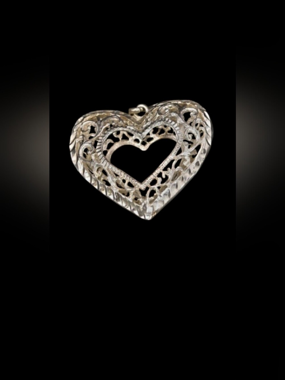 925 Sterling Silver - Filigree
Heart Openwork Necklace Pendant
